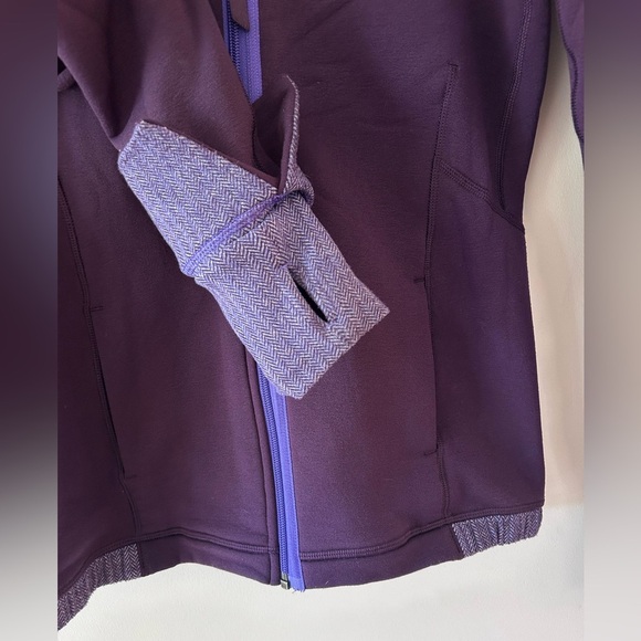 IVIVVA Thick Fleece Purple Zip Up Athletic Jacket - Picture 5 of 6